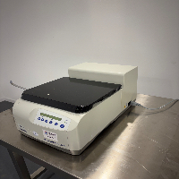 Eppendorf 5305 Concentrator Plus Centrifuge image 1